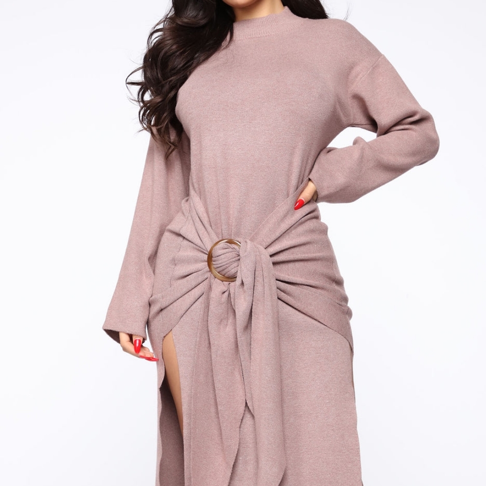 BELTED SWEATER MIDI DRESS -MOCHA SIZE SMALL - Picture 3 of 10